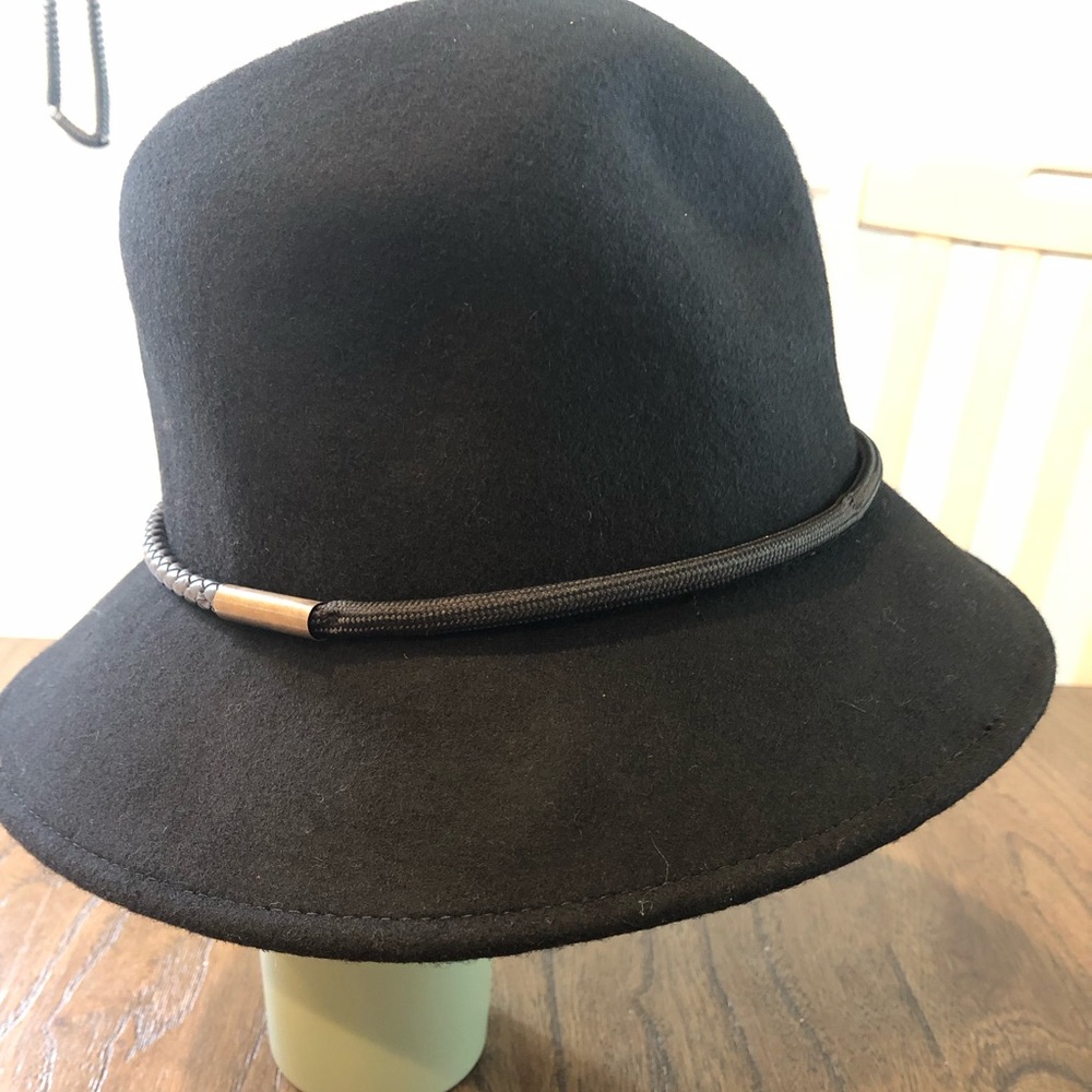 Nine West Black Wool Felt Fedora Hat with Decorative Band